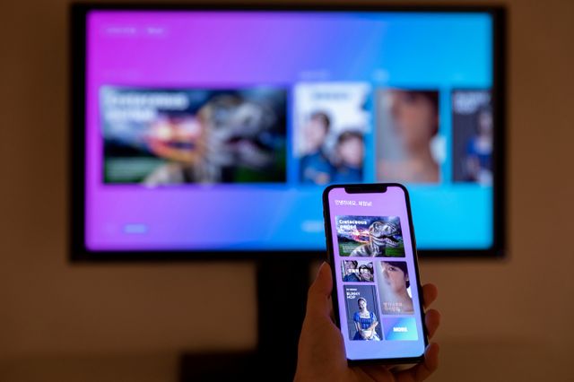 설 연휴에 몰아보기 좋은 OTT 시리즈를 알아봤다./사진=이미지투데이