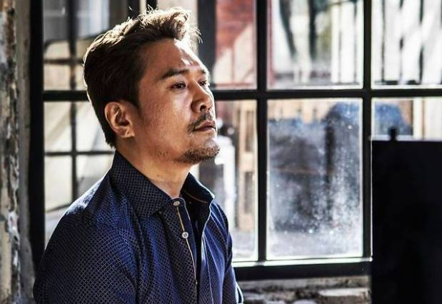 윤석열 대통령을 공개 지지해온 JK김동욱이 출입국관리법 위반혐의로 누리꾼에게 고발당했다. 이에 검찰이 조사에 착수했다./사진=JK김동욱 인스타그램 캡처