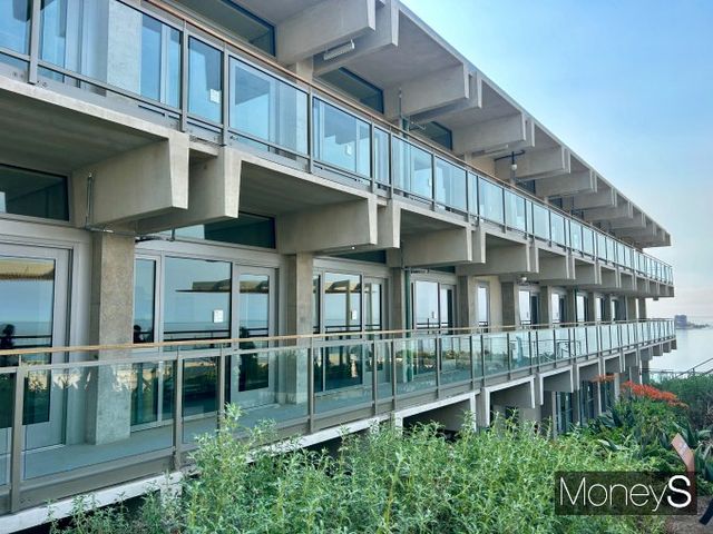 폐어망 등 해양 쓰레기가 산호초를 포함한 해양 생태계에 심각한 피해를 준다는 사실이 알려지면서 삼성전자도 갤럭시 S24 울트라의 '오션 모드'를 개발하는 등 산호초 복원 프로젝트에 적극 참여하고 있다. 사진은 미국 캘리포니아주 샌디에이고에 위치한 해양학 연구소 '스크립스'(Scripps) 해양학 연구소의 모습. /사진=김성아 기자