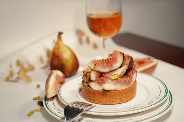 오쁘띠베르는 유럽식 카페를 지향하는 공간으로 다양한 음료와 디저트를 페어링할 수 있다. 사진은 오쁘띠베르의 디저트. /사진=다이어리알