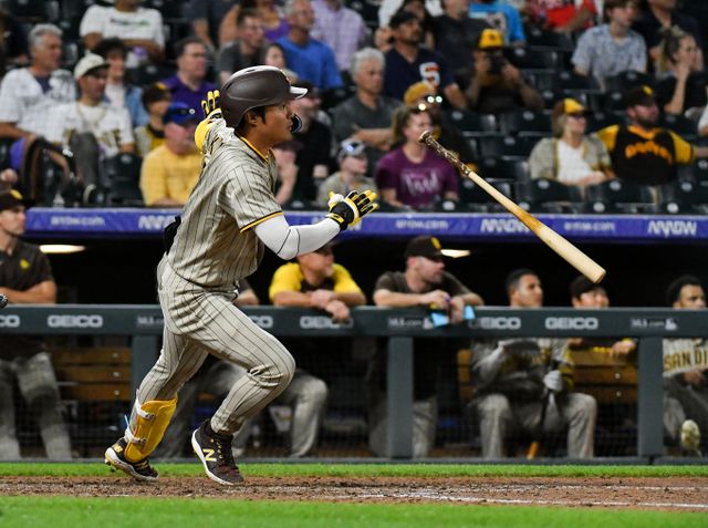 자유계약선수가 된 김하성이 원소속팀 샌디에이고 파드리스 잔류설이 제기됐다. 사진은 샌디에이고 파드리스 소속으로 활약한 김하성의 모습. /사진=로이터