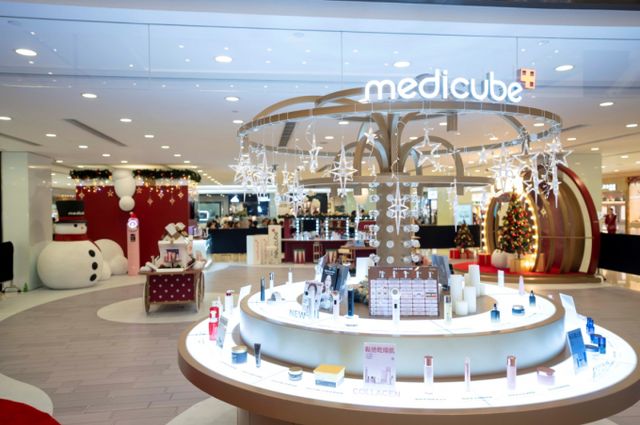 글로벌 뷰티테크 기업 에이피알이 중화권 대표 시장인 홍콩에서 온오프라인 영향력을 확대하고 있다./사진=에이피알