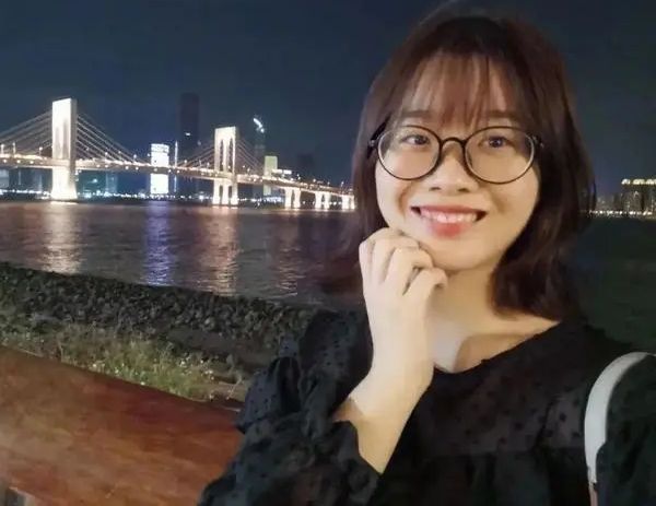 중국 AI 딥시크에 전 세계적 관심이 고조되고 있다. 사진은 딥시크 개발에 참여한 1995년생 개발자 뤄푸리의 모습. /사진=중국 현지 매체 캡처