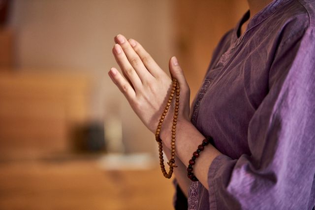 신도를 15년간 가스라이팅해 십수억원을 뜯어낸 60대가 항소심에서 감형받았다.사진은 기사내용과 무관. /자료사진=이미지투데이