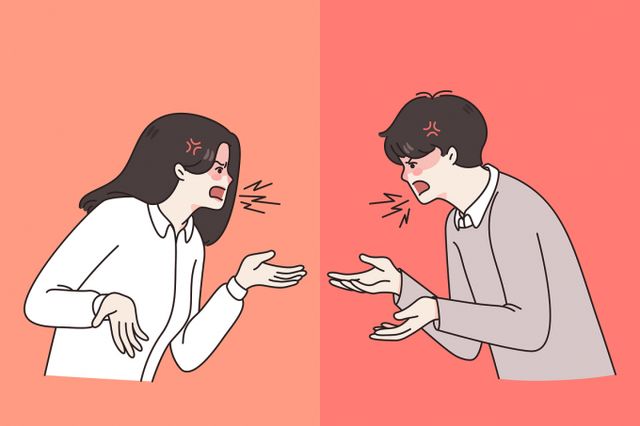 여자친구 집을 찾아가 가전제품을 부수고 옷에 불을 붙이려 하는 등 난동을 부린 군인이 경찰에 체포됐다. /이미지=이미지투데이