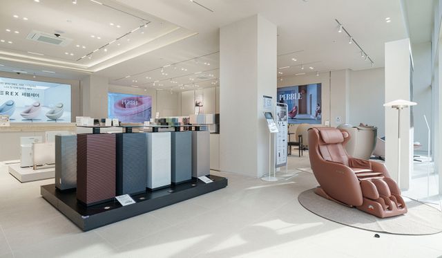 코웨이가 총주주환원율을 20%에서 40%로 높여 주주환원을 강화한다. 사진은 코웨이 전주직영점 내부 모습. /사진=코웨이