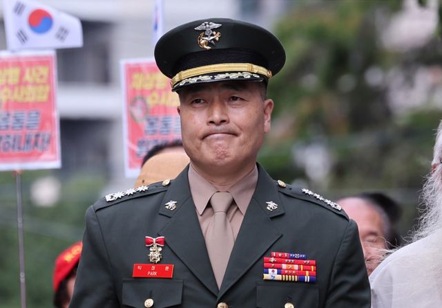 9일 해병대원 순직 사건 초동조사와 관련해 항명 및 상관명예훼손 혐의로 기소된 박정훈 전 해병대 수사단장(대령) 1심 선고공판이 열린다. 사진은 박 전 대령이 지난해 9월25일 서울 용산구 중앙지역군사법원에서 열린 8차 공판에 출석하는 모습. /사진=뉴스1