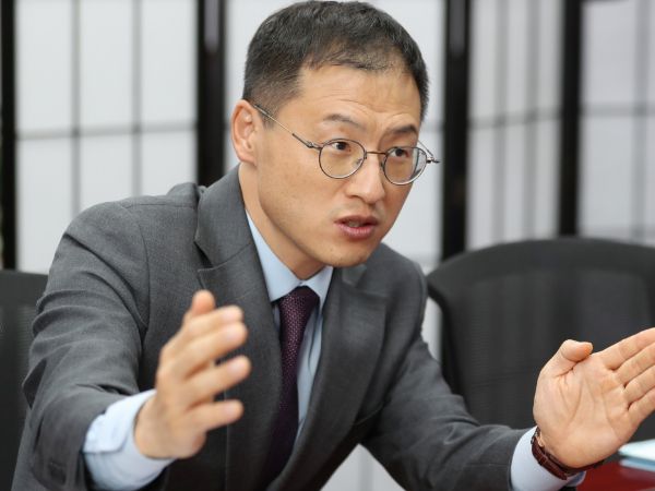 윤석열 대통령 탄핵소추와 내란·김건희 여사 특검법 등에서 부결 당론을 따르지 않고 찬성 의사를 밝힌 김상욱 의원이 국회 행정안전위원회에서도 빠지게 됐다. 사진은 김상욱 국민의힘 의원. /사진=머니투데이