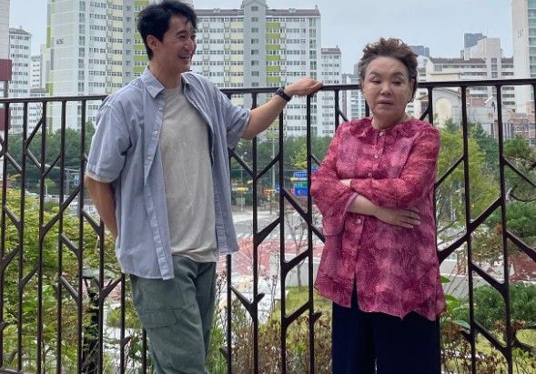 영화 '귀신경찰'에 출연한 배우 신현준이 김수미를 향한 그리운 마음을 드러냈다. /사진=신현준 인스타그램