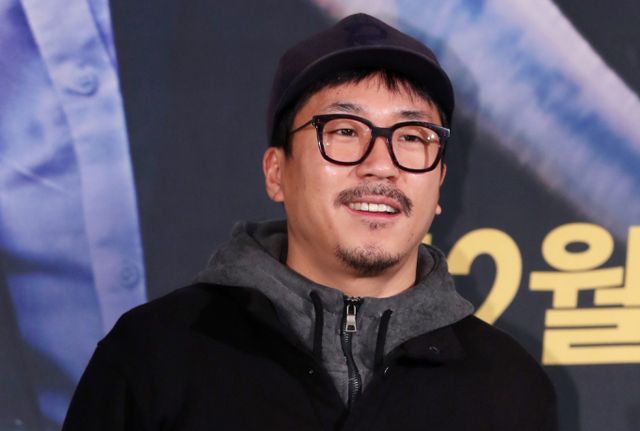 감독 겸 배우 양익준이 영화계 후배를 폭행한 혐의로 고소당해 경찰에 입건됐다. 사진은 지난 2017년 11월 서울 영등포구 여의도 콘래드호텔에서 진행된 OCN 드라마 '나쁜녀석들 : 악의 도시' 제작발표회에 참석한 감독 겸 배우 양익준. /사진=머니투데이