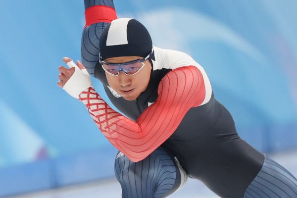 사진은 10일(현지시각) 중국 헤이룽장성 하얼빈 스피드 스케이트 오벌에서 열린 하얼빈 동계아시안게임 스피드 스케이팅 남자 500m에서 김준호가 질주하고 있는 모습. /사진=뉴스1