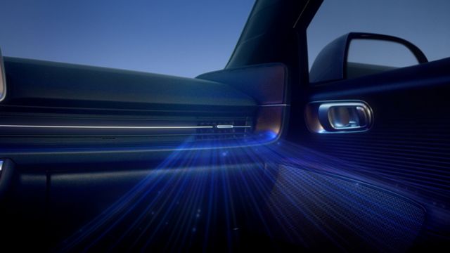 SK엔무브 브랜드 영상에 소개된 차량용 차세대 냉매 스틸컷. /사진=SK이노베이션