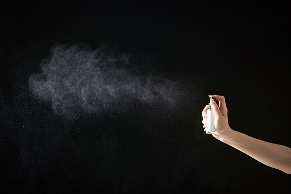 약국에서 손님과 말다툼을 벌이던 약사가 캡사이신 성분 스프레이를 분사했다. 사진은 기사의 이해를 돕기 위한 스프레이 이미지. /사진=이미지투데이