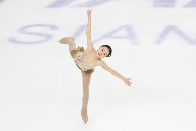 피겨 김채연이 13일 중국 헤이룽장성 하얼빈 빙상훈련센터 다목적홀에서 열린 하얼빈 동계아시안게임 피겨 여자 싱글 프리스케이팅에서 금메달을 목에 걸었다. /사진=뉴스1