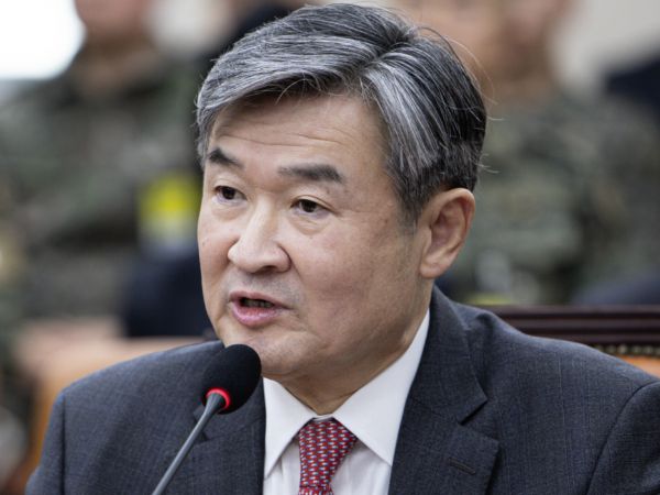 조태용 국가정보원장은 홍장원 전 국정원 1차장으로부터 "한동훈·이재명을 잡으러 다닐 것 같다"는 말을 들었다고 증언했다. 사진은 조태용 국가정보원장이 지난달 22일 오후 서울 여의도 국회에서 열린 윤석열 정부의 비상계엄 선포를 통한 내란 혐의 진상규명 국정조사 1차 청문회에서 의원 질의에 답변하고 있는 모습. /사진=뉴스1