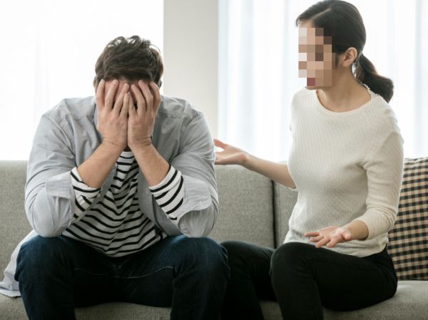 아들의 친자확인 검사를 요구하는 남편과의 결혼 생활을 두고 고민하는 여성의 사연이 전해졌다. 사진은 기사와 관련 없음. /사진=이미지투데이