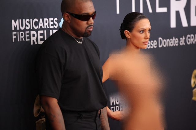  래퍼 칸예 웨스트가 아내 비앙카 센소리와의 이혼설이 퍼졌다.사진은 지난 2일(현지시각)래퍼 칸예 웨스트가 아내 비앙카 센소리가 제76회 그래미 어워드에 참석하 모습. /사진=로이터
