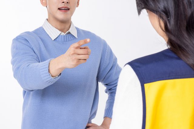 명품 매장에서 영업방해를 일삼던 50대가 징역형을 선고받았다. /사진=이미지투데이