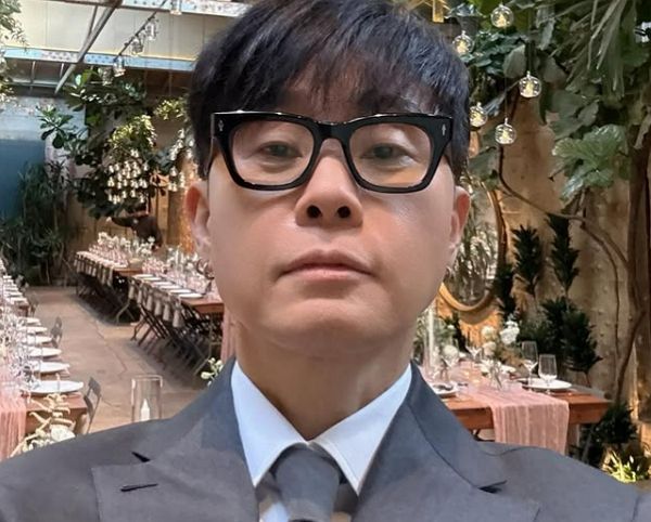 미국을 방문한 가수 이승환이 "CIA에 의해 입국 거부당하지 않았다"고 밝혔다. 사진은 이승환이 미국 조카 결혼식에 참석한 모습. /사진=이승환 인스타그램 캡처