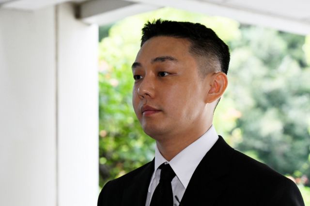 마약 상습 투약 혐의로 1심에서 징역 1년의 실형을 선고받은 배우 유아인(본명 엄홍식)의 항소심 선고 기일이 오늘 열린다. 사진은 지난해 9월 서울 서초구 서울중앙지방법원에서 열린 1심 선고 공판에 출석한 프로포폴 상습 투약 혐의로 기소된 배우 유아인(본명 엄홍식). /사진=뉴스1