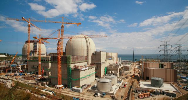 폴란드 정부가 최소 40조원 규모의 원전 수주 계약을 원점에서 재검토하겠다는 입장을 밝힌 가운데 팀코리아는 체코 신규 원전 사업의 경우 문제 없이 최종 계약이 성사될 것으로 전망한다. 사진은 대우건설이 2012년 준공한 경북 경주시 신월성 원자력발전소 1·2호기 공사 진행 당시 사진. /사진 제공=대우건설