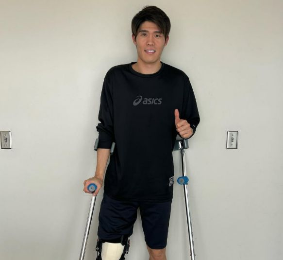 계속된 부상에 시달렸던 토미야스 다케히로가 무릎 수술을 받았다. 사진은 무릎 수술을 받은 토미야스 타케히로의 모습. /사진=토미야스 타케히로 인스타그램 캡처