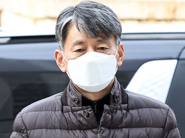 윤석열 대통령 탄핵심판에 증인으로 채택된 조지호 경찰청장이 오는 20일 열리는 변론에 출석할 예정이다. 사진은 '12·3 비상계엄' 사태 내란 혐의로 긴급 체포된 조지호 경찰청장이 지난해 12월13일 오후 서울 서초구 서울중앙지방법원에서 열린 영장실질심사에 출석하고 있는 모습. /사진=뉴스1