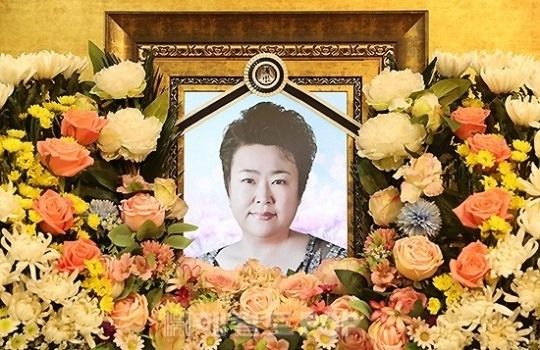 서울시스터즈 출신 가수 방실이(본명 방영순)가 세상을 떠난 지 1년이 지났다. 사진은 지난해 2월20일 인천 강화군 참사랑장례식장에 마련된 고 방실이 빈소. /사진=사진공동취재단