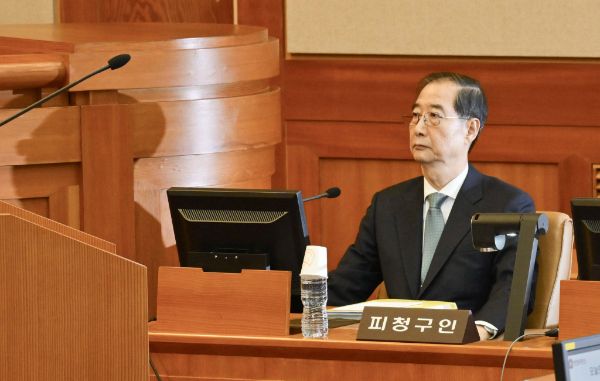 한덕수 국무총리의 탄핵심판 사건 첫 변론기일이 90분 만에 종결됐다. 사진은 한덕수 국무총리가 탄핵심판 1차 변론기일에 출석한 모습./사진=뉴시스