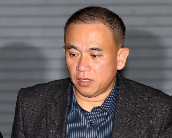 명태균씨가 김용현 전 국방부 장관을 통해 대통령 경호처 인사에 개입했다는 의혹이 제기됐다. 사진은 명태균씨가 구속 전 피의자 심문(영장실질심사)을 마친 모습. /사진=뉴스1