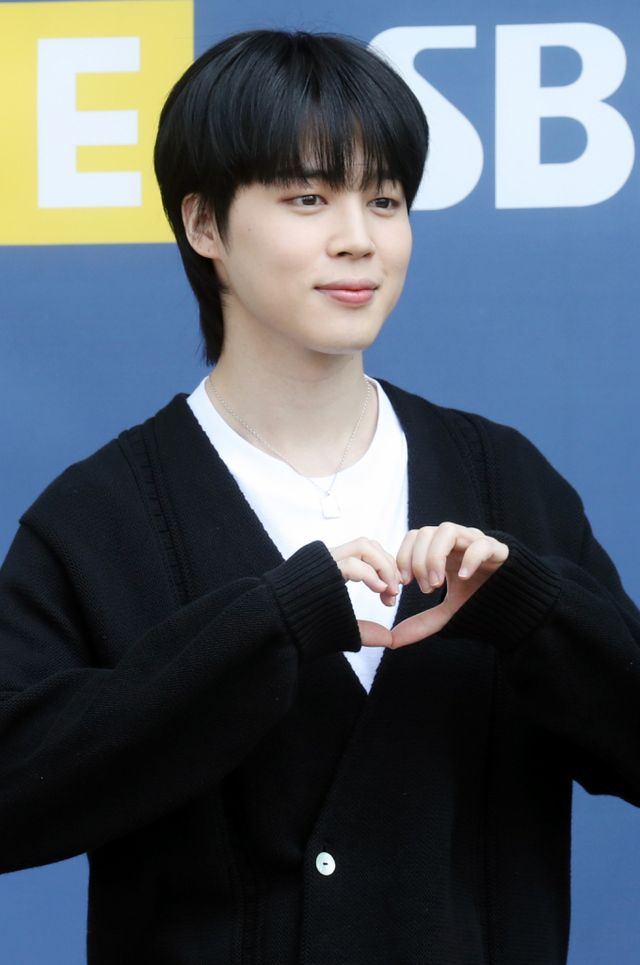 방탄소년단 지민의 솔로 2집 '뮤즈' 타이틀곡 '후(WHO)'가 미국 빌보드 메인 싱글차트 '핫100'에서 장기집권 중이다. /사진=머니투데이