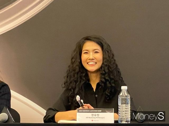 장유정 로보락 한국 마케팅 PR 매니저가 20일 서울 강남구 그랜드 인터컨티넨탈 서울 파르나스 호텔에서 열린 기자간담회에서 취재진의 질문에 답변하고 있다. / 사진=이한듬 기자