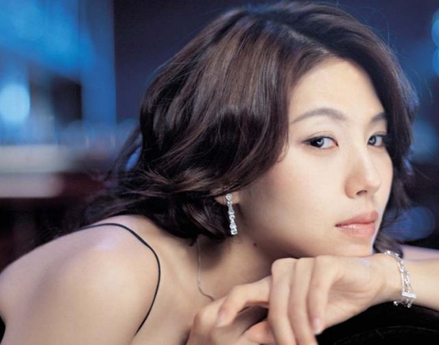  배우 故이은주가 생을 마감한 지 20년이 됐다.사진은 영화 '주홍글씨' 스틸컷 속 배우 이은주. /사진=쇼박스 제공