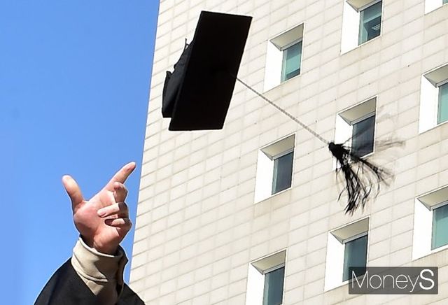 ▲ 울고 웃었던 정든 캠퍼스여 이제는 안녕~