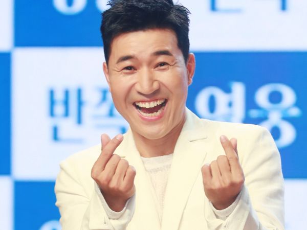 그룹 코요태 멤버 김종민이 육아에 도전한다. 사진은 김종민이 2022년 10월5일 오후 서울 강남구 일지아트홀에서 진행된 새 앨범 ‘LET’s KOYOTE’ 발매기념 쇼케이스에서 포즈를 취하고 있는 모습. /사진=머니투데이