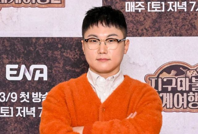 약 240만 구독자를 보유한 여행 유튜버 빠니보틀이 생일파티에 1000만원이 넘는 돈을 썼다. 사진은 지난해 서울 서대문구의 한 카페에서 진행된 ENA 여행 예능 '지구마불 세계여행2' 제작발표회에 참석한 여행 크리에이터 빠니보틀. /사진=ENA 제공