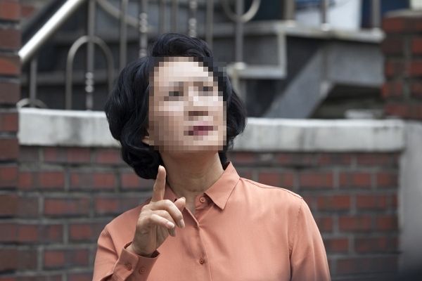 누나가 치매에 걸린 어머니의 재산을 노리는 것 같다며 법적 조언을 구하는 남성의 사연이 전해졌다. 사진은 기사와 직접적인 관련 없음. /사진=이미지투데이