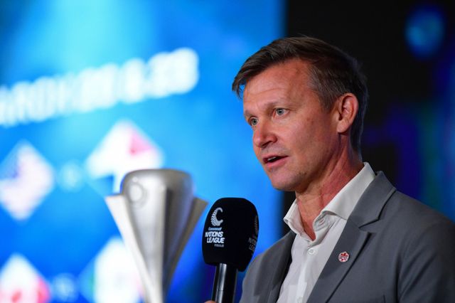 사진은 지난 27일(현지시각) 미국 캘리포니아주 로스앤젤레스에서 열린 '2024-25 북중미카리브축구연맹 네이션스리그 4강 토너먼트 미디어행사에 참석한 제시 마치 캐나다 축구대표팀 감독의 모습. /사진=로이터