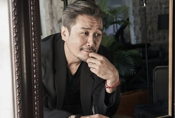 윤석열 대통령을 공개적으로 지지해 온 가수 JK김동욱이 또 작심 발언을 내놨다. 사진은 JK김동욱이 SNS에 게재한 본인 모습. /사진=JK김동욱 인스타그램 캡처