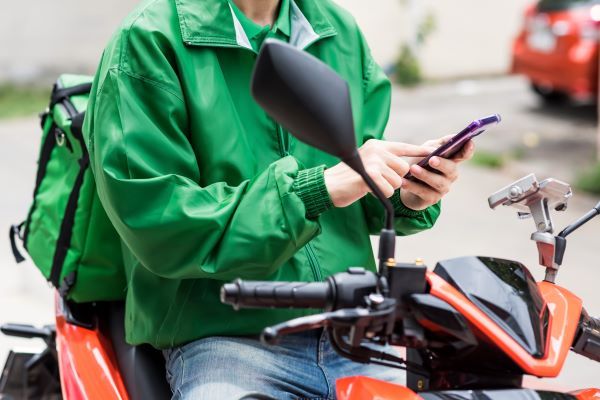 마약 투약 후 환각 상태로 배달을 하던 40대 남성이 검찰에 넘겨졌다. 사진은 기사와 직접적인 관련 없음. / 사진=이미지투데이