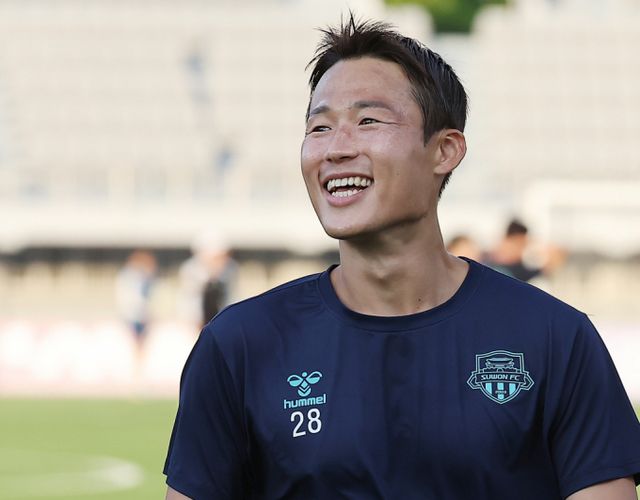 중국의 영구제명 징계에서 자유로워진 손준호가 K리그2 충남아산FC에 입단한다. 사진은 2024시즌 수원FC에서 활약할 당시 손준호의 모습. /사진=뉴스1