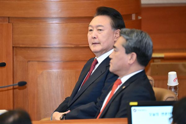 윤석열 대통령의 구치소 수감생활이 공개됐다. 사진은 윤석열 대통령이 탄핵심판 5차 변론기일에 참석한 모습. /사진=뉴시스(공동취재단)