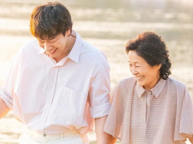 배우 김혜자, 손석구가 현생 초월 로맨스 천국보다 아름다운'으로 찾아온다./사진=넷플릭스 제공