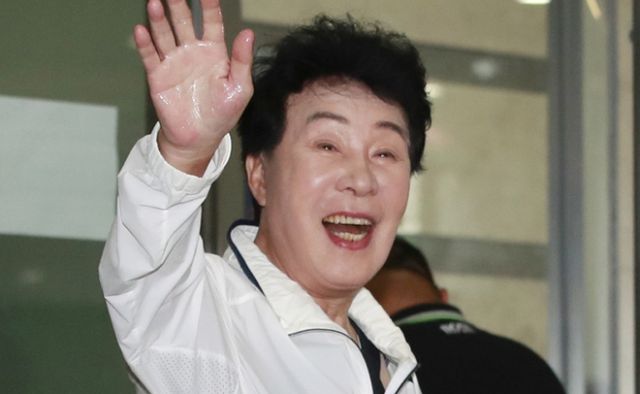 송대관의 갑작스러운 비보에 40년을 함께한 매니저가 허망함을 감추지 못했다. 사진은 고인이 생전 MBC every1 '비디오스타' 녹화에 참석하는 모습. /사진=뉴스1