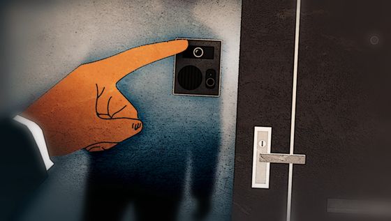 자신이 거주하는 빌라 건물 5세대에 몰래 침입해 녹음기를 설치한 남성이 붙잡혔다. 사진은 기사의 이해를 돕기 위한 이미지 삽화. /사진=머니투데이