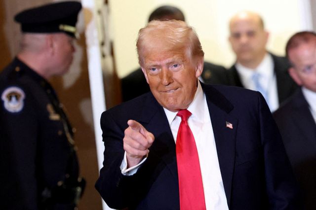 미국 행정부가 불법 이민자 단속에 협조하지 않는 지방자치단체들을 상대로 소송을 제기했다./사진=로이터