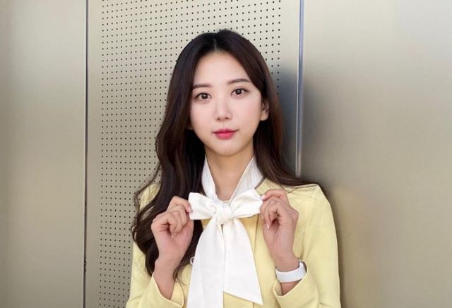 오요안나가 생전 직장 내 괴롭힘에 시달렸다는 의혹이 제기된 가운데, 가해자로 지목된 A씨가 평소 고인의 업무 능력과 태도를 두고 폭언을 반복한 것으로 확인됐다./사진=오요안나 인스타그램