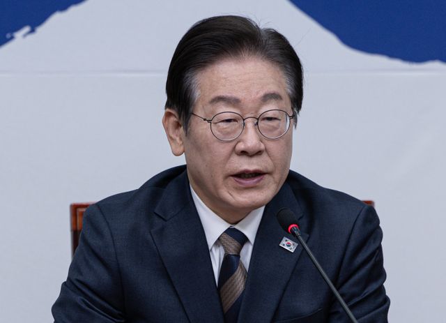 이재명 더불어민주당 대표가 국민의힘의 배우자 상속세 폐지 우선 추진에 동의하며 빠르게 처리하자고 밝혔다. 사진은 이 대표가 10일 서울 여의도 국회에서 열린 최고위원회의에서 발언하는 모습. /사진=뉴스1