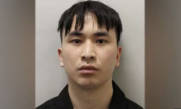 영국에서 유학 중인 20대 중국인 남성이 다수의 여성에게 약물을 먹인 후 성폭행한 혐의로 유죄 판결을 받았다. 사진은 20대 중국인 유학생 저우 젠하오의 모습. /사진=런던광역경찰청 공식 SNS 캡처