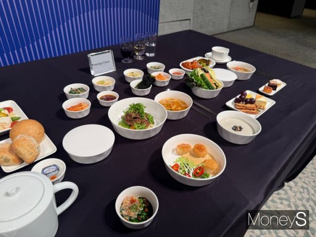 기내 서비스 개편 이후 프레스티지 클래스에 제공될 한식 메뉴들의 모습. /사진=김서연 기자 